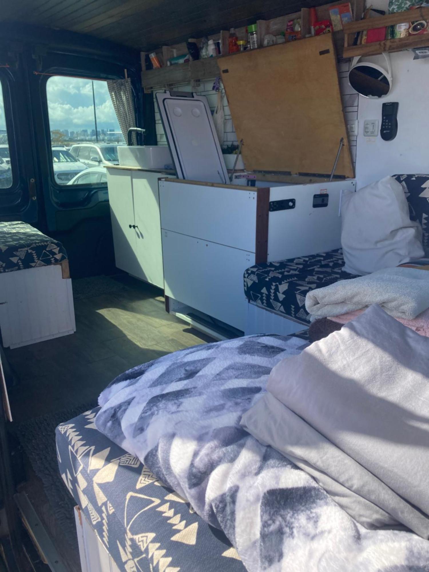 Отель Oahu Camper Adventures Кайлуа Экстерьер фото