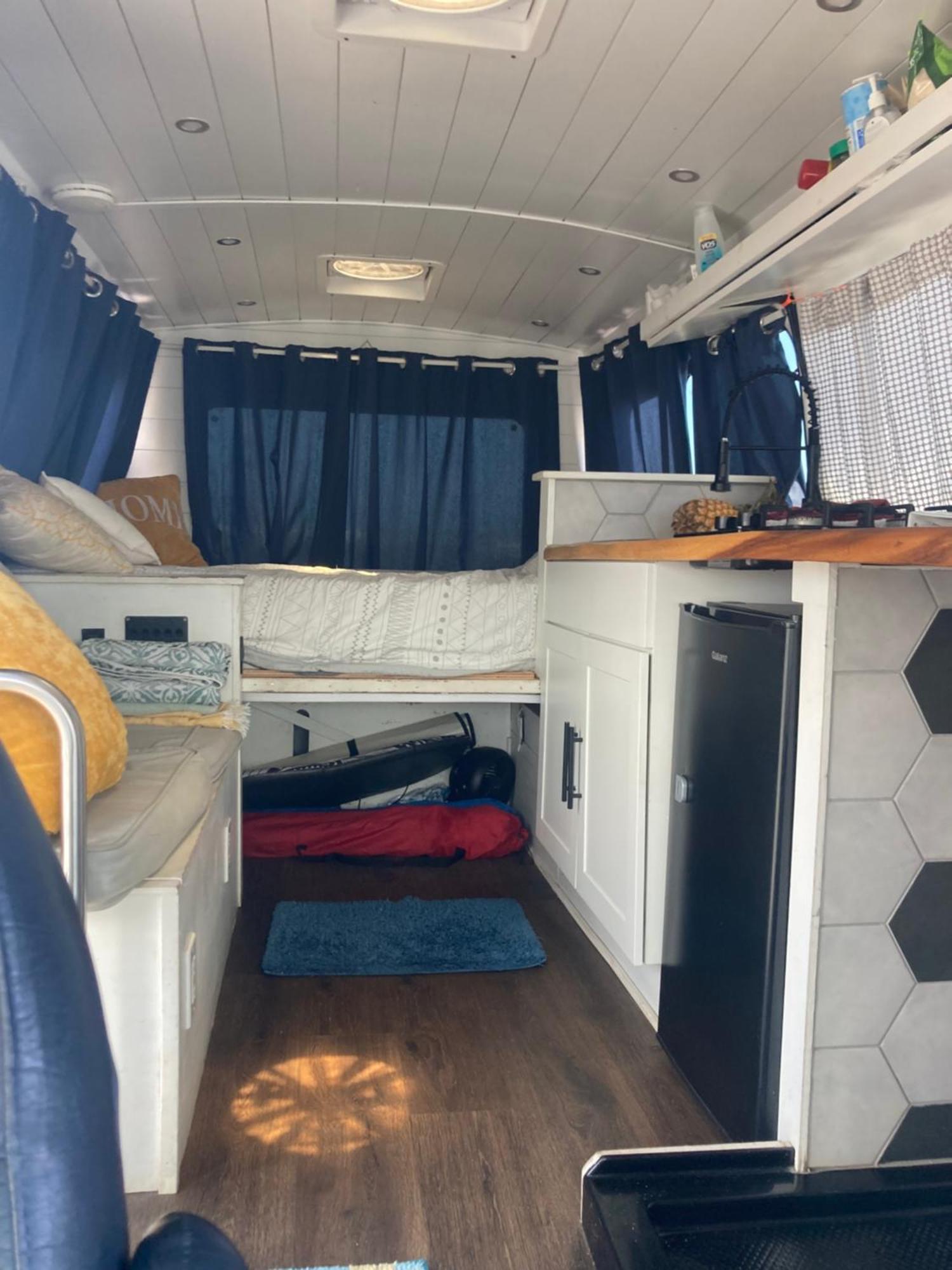 Отель Oahu Camper Adventures Кайлуа Экстерьер фото
